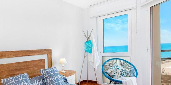 SKYLINE APARTMENT